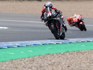 Banyak Kecelakaan Mengerikan Bikin Gegar Otak, Helm MotoGP Diusulkan Pakai Sensor Banyak Kecelakaan Mengerikan Bikin Gegar Otak, Helm MotoGP Diusulkan Pakai Sensor