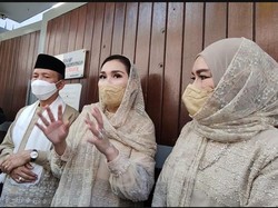 Top! Ayah Rojak Masak Sendiri di Lebaran Kali Ini