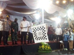 Momen Bobby Lepas Pawai Takbir Keliling Setelah 2 Tahun Absen