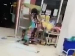 Emak-emak Ngamuk di Swalayan Kaltim Usai Diminta Bayar Kantong Belanjaan