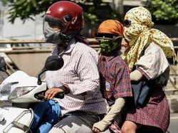 Suhu Panas di India-Pakistan Pecah Rekor, Trotoar Sampai Meleleh!