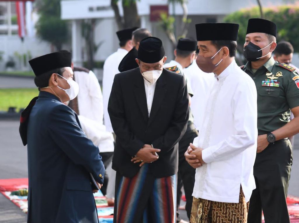 Jokowi Salat Id di Istana Kepresidenan Yogyakarta
