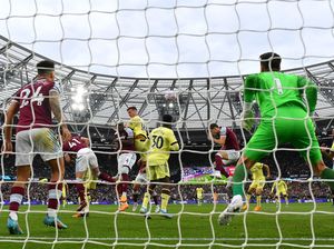 West Ham Vs Arsenal: Duet Bek Meriam London Beri Kemenangan 2-1