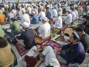 Jam Berapa Sholat Idul Fitri Dimulai? Ini Penjelasannya