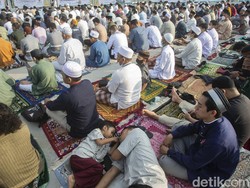 Jam Berapa Sholat Idul Fitri Dimulai? Ini Penjelasannya