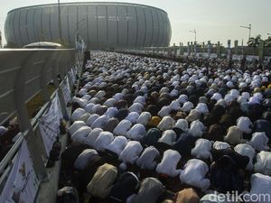 Bolehkah Salat Idul Fitri Sendiri di Rumah? Ini Penjelasannya Bolehkah Salat Idul Fitri Sendiri di Rumah? Ini Penjelasannya