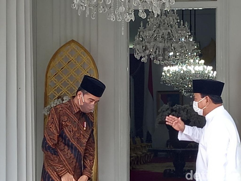 Bukan Ekonomi Politik, Ini Bahan Obrolan Jokowi & Prabowo Saat Silaturahmi Bukan Ekonomi Politik, Ini Bahan Obrolan Jokowi & Prabowo Saat Silaturahmi