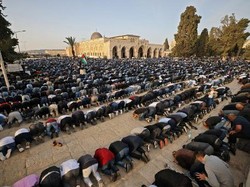 Sukacita Idul Fitri dari Afghanistan hingga Palestina