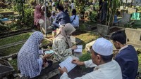 Tahlil Ziarah Kubur Doa Arwah Arab dan Latin