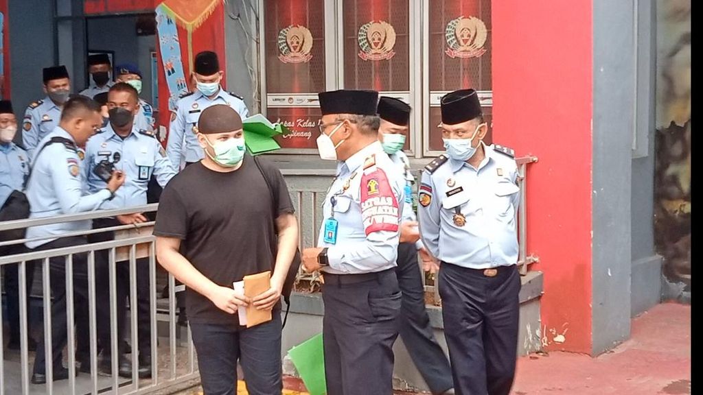 5 Penampakan Ridho Rhoma yang Bebas Hari Ini! 5 Penampakan Ridho Rhoma yang Bebas Hari Ini!