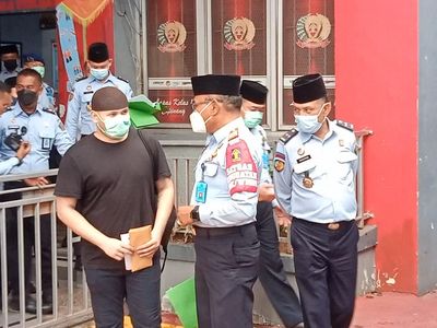 5 Penampakan Ridho Rhoma yang Bebas Hari Ini!
