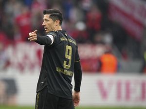 Koeman Ragu soal Transfer Lewandowski ke Barcelona