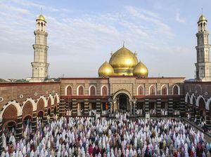 Doa Setelah Salat Idul Fitri, Lengkap Tulisan Arab, Huruf Latin, dan Artinya
