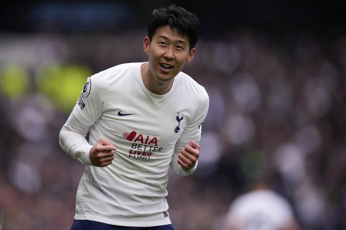 Tottenhams Son Heung-min celebrates after scoring his sides third goal during the English Premier League soccer match between Tottenham Hotspur and Leicester City at Tottenham Hotspur stadium in London, England, Sunday, May 1, 2022. (AP Photo/Matt Dunham)