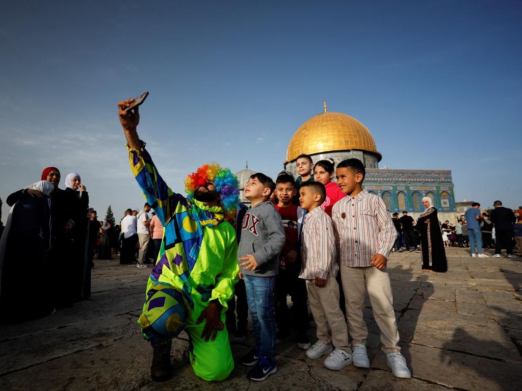 Suka Cita Anak-anak Palestina Rayakan Idul Fitri di Yerusalem