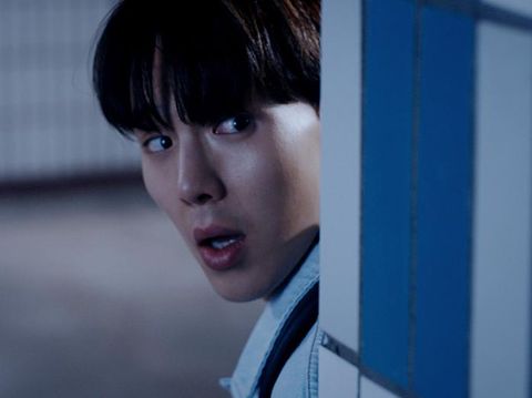 Shownu MONSTA X dalam film Korea Urban Myths: Tooth Worms (2022)