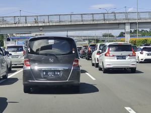 Hari Kedua Lebaran, Tol Jagorawi Arah Bogor Macet