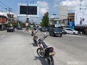 Volume Kendaraan Babat Lamongan Naik, Polisi Terapkan Rekayasa Lalin
