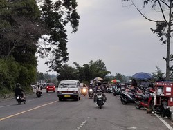 Cisarua Puncak Ramai Lancar, Arus Lalu Lintas Normal di Dua Arah