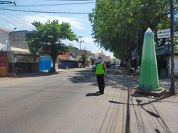 Volume Kendaraan Meningkat, Lalin Manyar Gresik Arah Paciran Sempat Macet