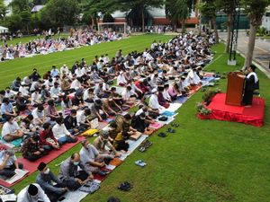 Teks Bilal Idul Adha saat Salat Id, Ini Bacaannya Teks Bilal Idul Adha saat Salat Id, Ini Bacaannya