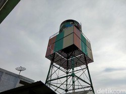 Pasang Toren Air di Atas Dak Beton atau Menara Besi, Mana yang Lebih Baik?