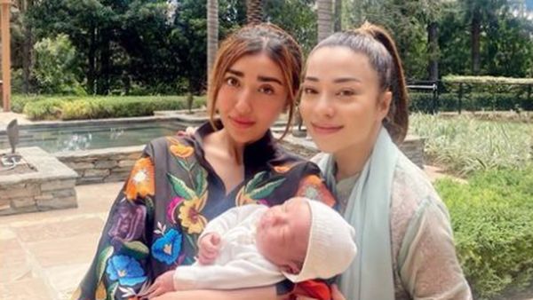 Potret Lebaran Nikita Willy dan Baby Izz di Los Angeles