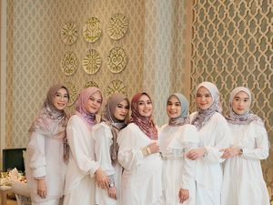 5 Inspirasi Padu Padan Baju Putih dan Hijab untuk Silaturahmi Lebaran 5 Inspirasi Padu Padan Baju Putih dan Hijab untuk Silaturahmi Lebaran