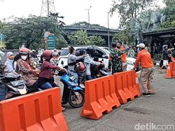 Ancol Penuh, Pengunjung Tak Bisa Masuk hingga Diminta Putar Balik