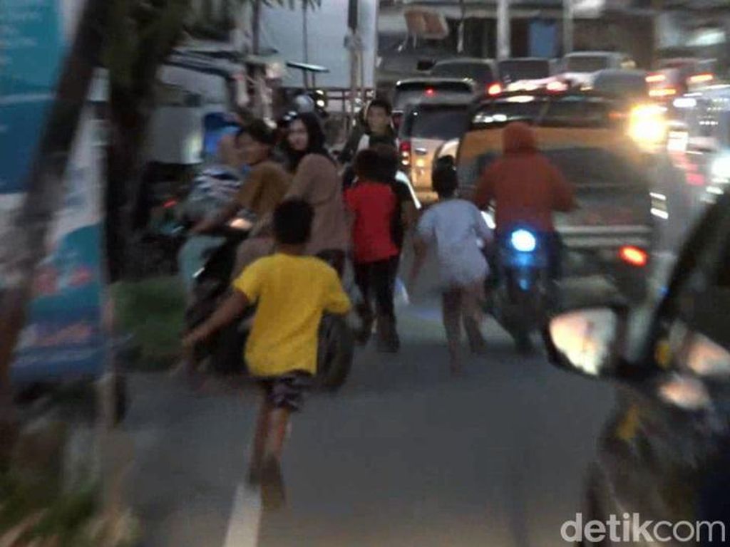 Marak Anak-anak di Polman Main Perang-perangan di Jalanan, Polisi Bubarkan