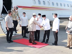 Prabowo Safari Politik ke Jatim, Silaturahmi dengan Sejumlah Ulama-Khofifah