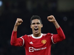 Sambut Casemiro, Varane: Selamat Datang di MU!