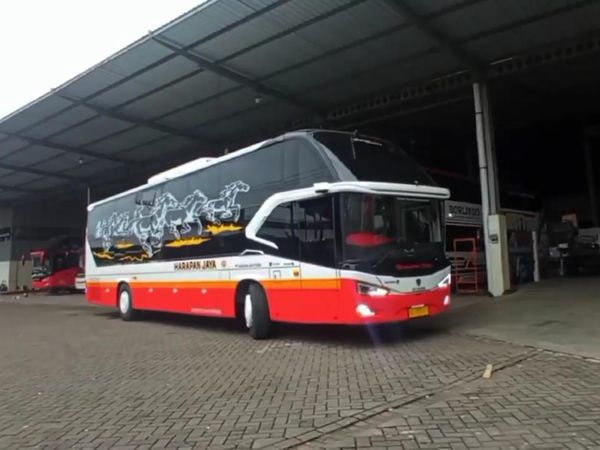 Penampakan Sleeper Bus Tentrem Dipakai PO Harapan Jaya