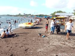 Pantai Tanjung Bayang Makassar Diserbu Warga Hari Ini, Pengunjung 1.500 Orang