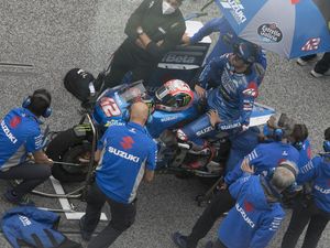 Juara Dunia 1982 Heran, Suzuki Lagi Oke kok Mau Cabut dari MotoGP? Juara Dunia 1982 Heran, Suzuki Lagi Oke kok Mau Cabut dari MotoGP?