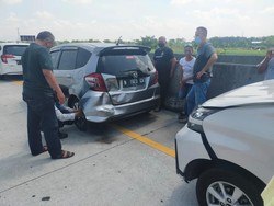 4 Mobil Kecelakaan Beruntun di Tol Kertosono-Caruban, Lalin Sempat Padat