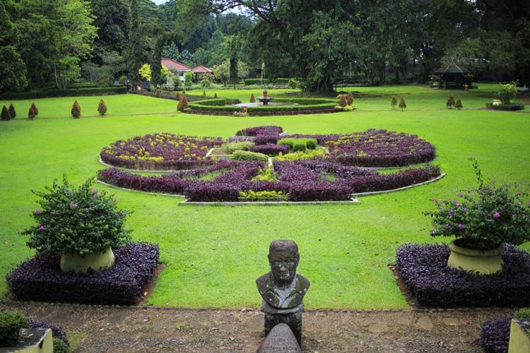 Taman Soedjana Kassan Kebun Raya Bogor.