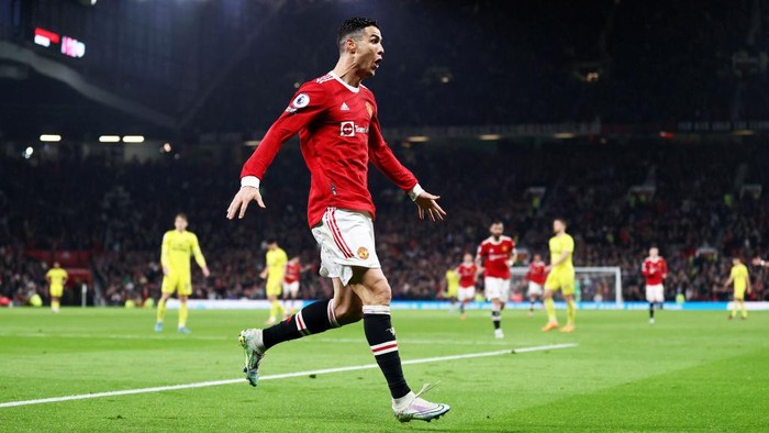 MANCHESTER, ENGLAND - MAY 02: Cristiano Ronaldo of Manchester United celebrates his sides second goal which is later disallowed by VAR during the Premier League match between Manchester United and Brentford at Old Trafford on May 02, 2022 in Manchester, England. (Photo by Naomi Baker/Getty Images)