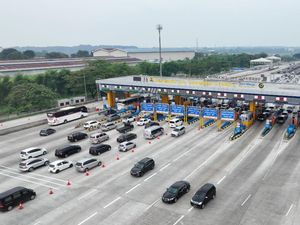 Sempat Diamankan, Pemotor Nyelonong ke Tol Bawen Nekat Ulangi Aksinya Sempat Diamankan, Pemotor Nyelonong ke Tol Bawen Nekat Ulangi Aksinya