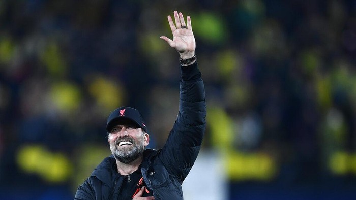Liverpool's manager Jurgen Klopp celebrates after the Champions League semi final, second leg soccer match between Villarreal and Liverpool at the Ceramica stadium in Villarreal, Spain, Tuesday, May 3, 2022. (AP Photo/Jose Breton)