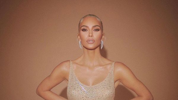Isu Kim Kardashian Operasi Pengecilan Bokong