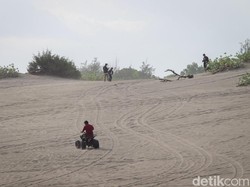 Masuk Gumuk Pasir Bantul Ditarik Rp 100 Ribu, Bupati Siapkan Sanksi