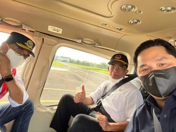 Menko PMK-Menhub-Menteri BUMN Naik Heli Cek Arus Balik di Lampung