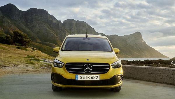 Wujud Mercedes-Bens T-Class yang Dijual Rp 445 Jutaan