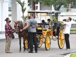 Potret Jan Ethes-Sedah Mirah Ikut Jokowi Sapa Warga Saat Lebaran