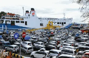 Potret Mudik 2022 yang Pecahkan Rekor