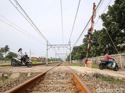 DPRD Palembang Desak KAI Pasang Palang Pintu di Perlintasan Rel KA