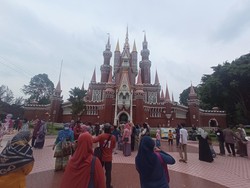 TMII Dikunjungi 21.309 Warga H+2 Lebaran, Pengelola Akui Sempat Alami Kendala