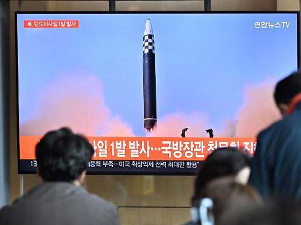 Korut Tembakkan Rudal Balistik Usai Kim Jong Un Janji Perkuat Senjata Nuklir