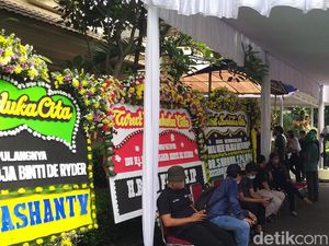 Duka Jajang C. Noer hingga Rano Karno Kenang Sosok Mieke Wijaya Duka Jajang C. Noer hingga Rano Karno Kenang Sosok Mieke Wijaya